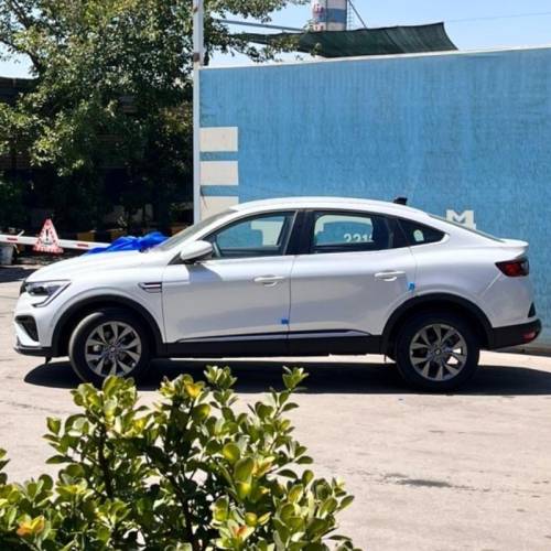 رنو مدل آرکانا XM3 1.6 لیتر سال 1404  کارکرده