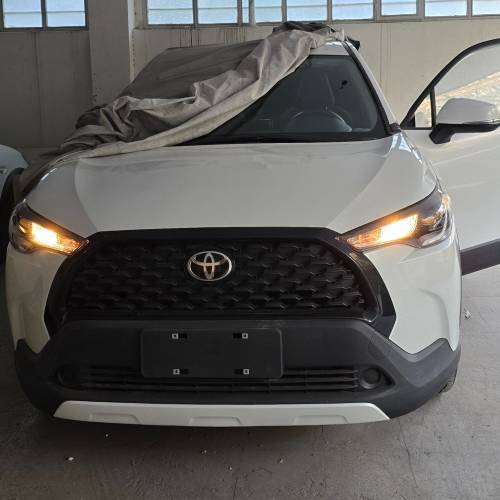 تویوتا (TOYOTA) کرولا کراس هیبرید 2.0 لیتر سال 2024