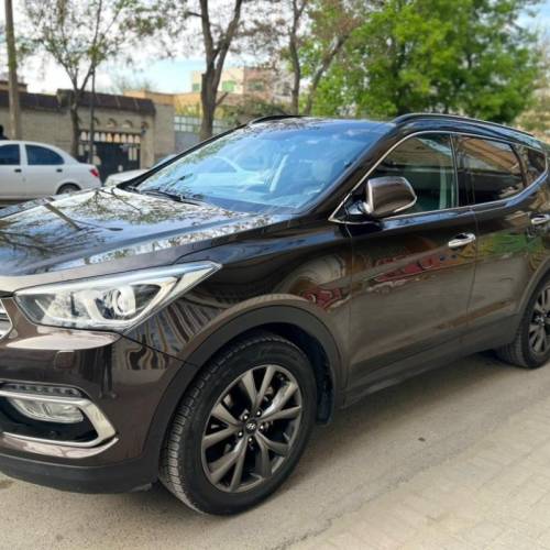 هیوندای مدل سانتافه 4 سیلندر دو دیفرانسیل سال 2016  کارکرده