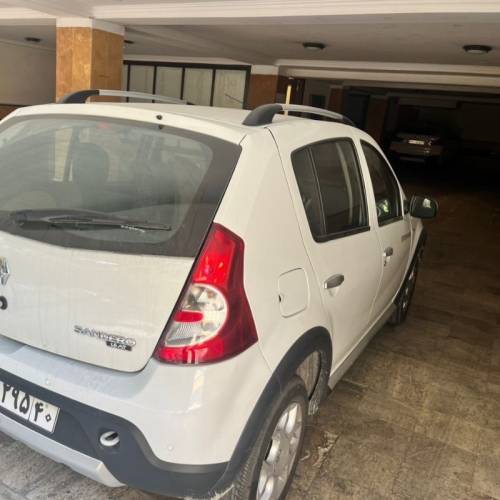 رنو مدل ساندرو استپ وی اتوماتیک سال 1396  کارکرده