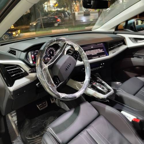 آئودی مدل Q5 e-tron سال 2024  صفر