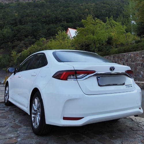 تویوتا (TOYOTA) کرولا هیبرید 1.8 لیتر الیت سال 2024