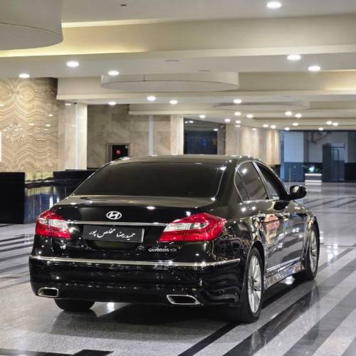 هیوندای جنسیس مدل 2011