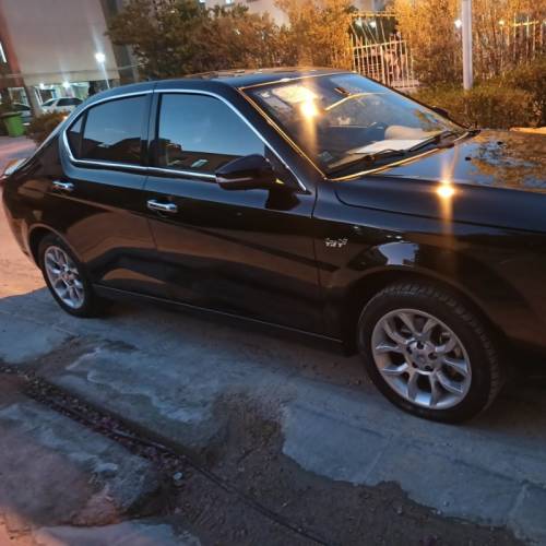 دنا مدل پلاس EF7 اتوماتیک توربو آپشنال سال 1404  کارکرده