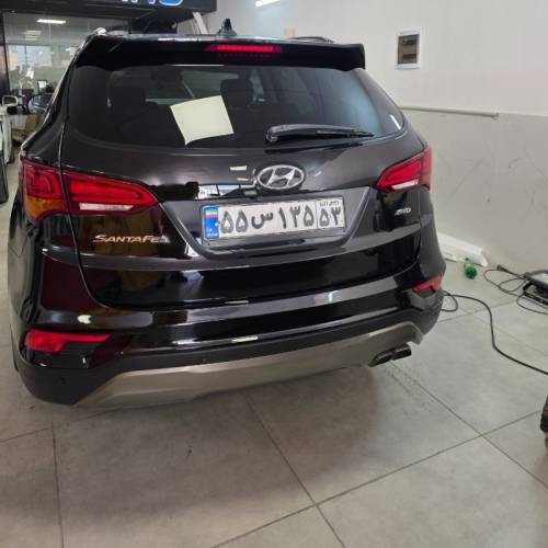 هیوندای مدل سانتافه 4 سیلندر دو دیفرانسیل سال 2017  کارکرده