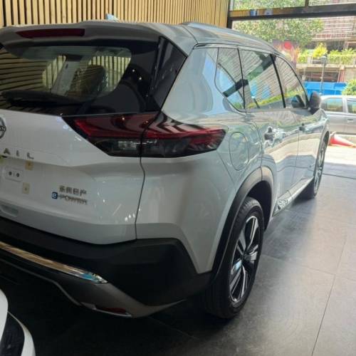 نیسان مدل ایکس تریل e-POWER 1.5 لیتر توربو سال 2024  صفر