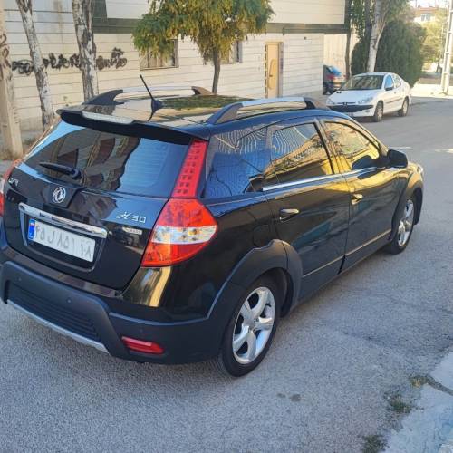 دانگ فنگ مدل H30 کراس سال 1397  کارکرده