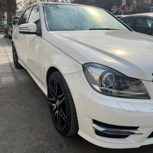 بنز مدل کلاس C C200 سال 2014  کارکرده