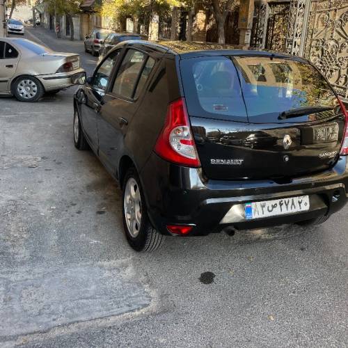 رنو مدل ساندرو اتوماتیک سال 1396  کارکرده