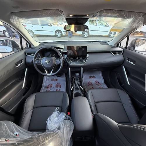 تویوتا مدل فرانت لندر هیبرید 2.0 لیتر سال 2024  صفر