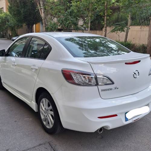 مزدا مدل 3 نیو صندوق دار 2.0 لیتر تیپ 4 سال 1396  کارکرده
