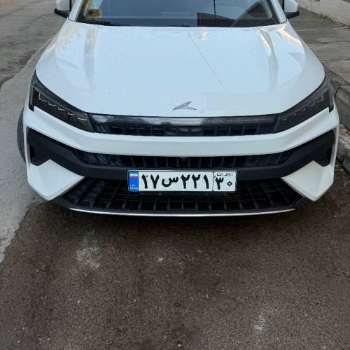 کی ام سی مدل J7 سال 1403  کارکرده