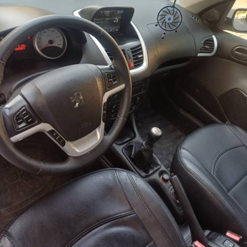 پژو مدل 207 پانوراما دنده ای TU5 سال 1401  کارکرده