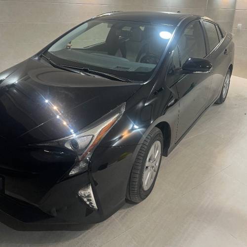 تویوتا مدل پریوس سال 2017  کارکرده