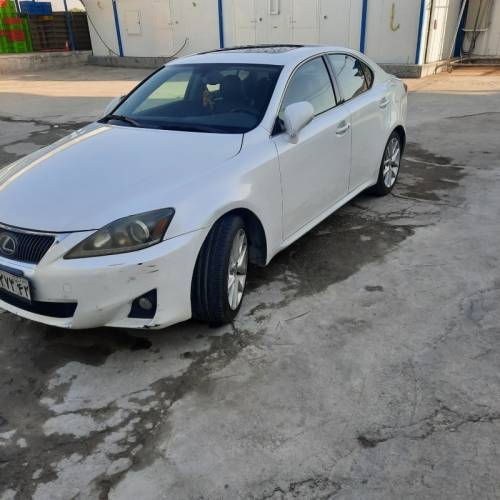 لکسوس مدل IS300  کارکرده