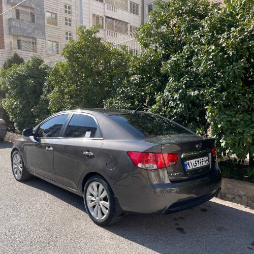 کیا مدل سراتو 1.6 لیتر اتوماتیک سال 2012  کارکرده