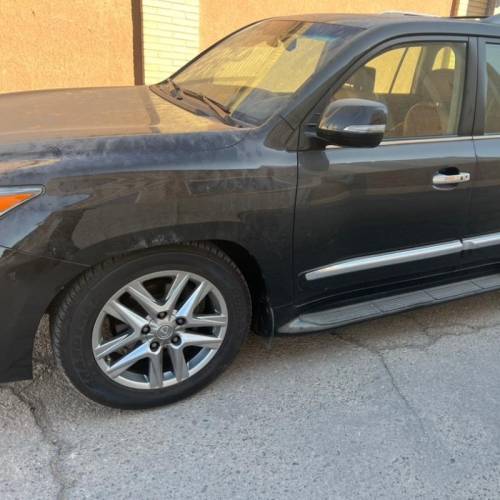 لکسوس مدل lX570  کارکرده
