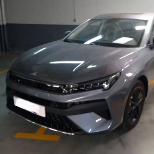 کی ام سی مدل J7 سال 1404  صفر