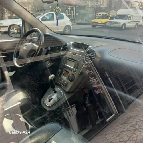 کیا مدل کارنز سال 2012  کارکرده