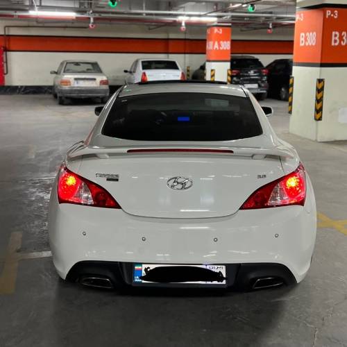 هیوندای مدل جنسیس کوپه سال 2010  کارکرده