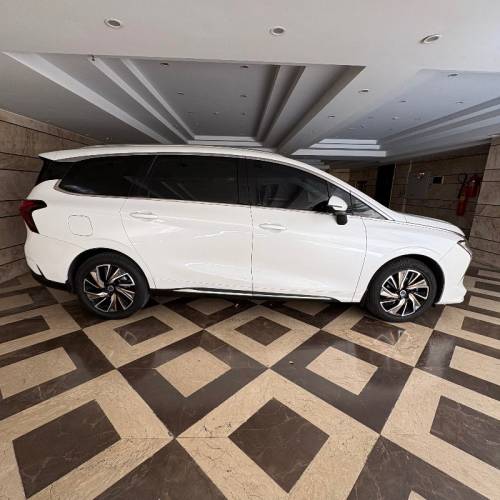 فردا مدل سوبا M4 سال 1402  کارکرده