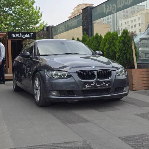 بی ام و ۳۲۵ مدل ۲۰۰۹