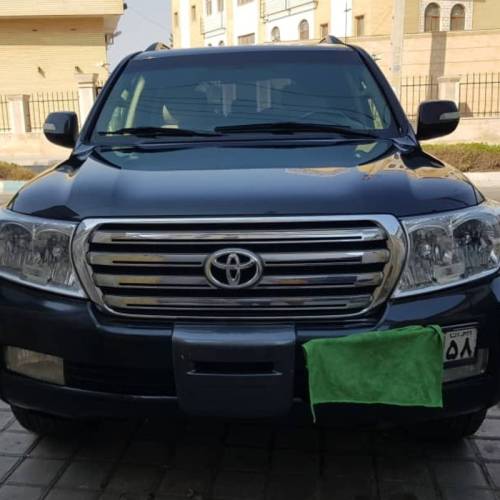 تویوتا مدل لندکروزر  کارکرده