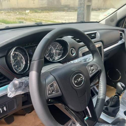 کی ام سی مدل T8 سال 1403  صفر