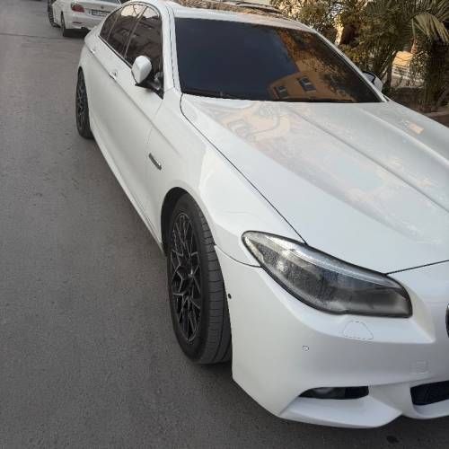 بی ام و مدل سری 5 سدان 528i سال 2015  کارکرده