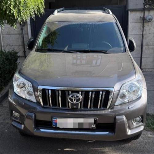 تویوتا مدل پرادو چهار در 4 سیلندر سال 2012  کارکرده