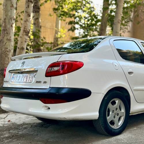 پژو مدل 207 صندوقدار اتوماتیک سال 1398  کارکرده