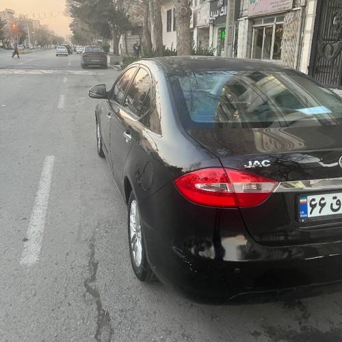 جک مدل جی 5 1.8 لیتر اتوماتیک سال 1393  کارکرده