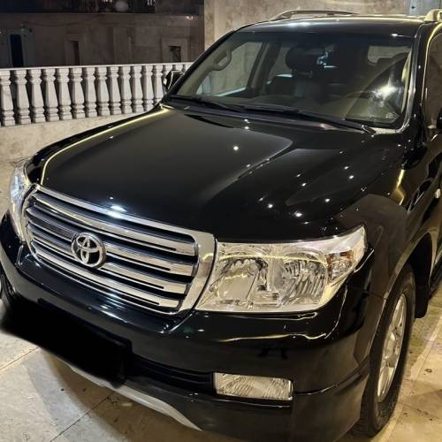 تویوتا مدل لندکروزر  کارکرده