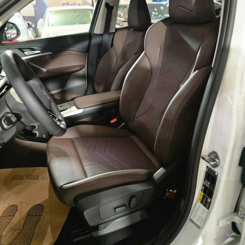 بی ام و ix1 مدل 2025