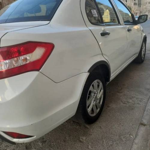 ساینا مدل اتوماتیک سال 1397  کارکرده