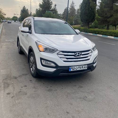 هیوندای مدل سانتافه 4 سیلندر تک دیفرانسیل سال 2015  کارکرده