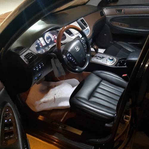 هیوندای مدل جنسیس سال 2011  کارکرده