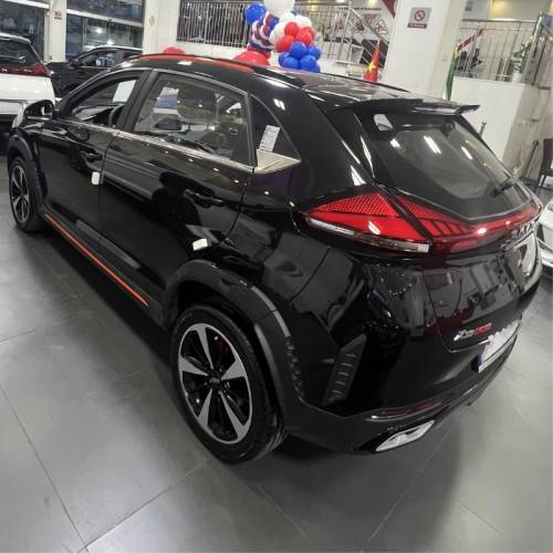 ام وی ام مدل X33 کراس سال 1404  صفر