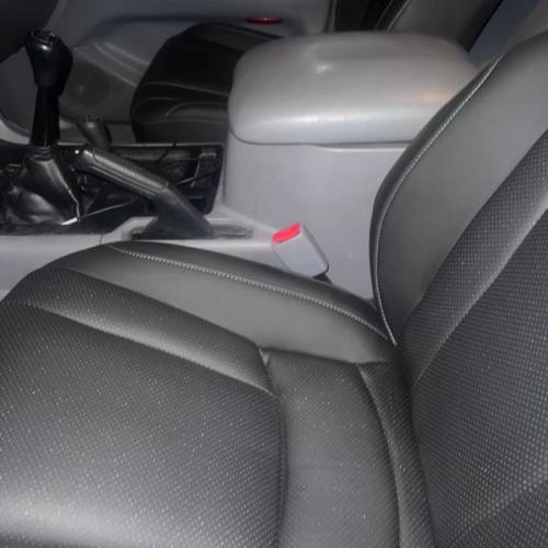 تویوتا مدل لندکروزر  کارکرده