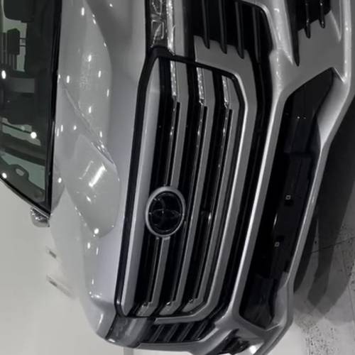 تویوتا مدل لندکروزر  صفر