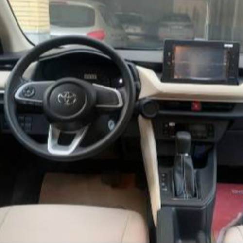 تویوتا مدل یاریس 1.5 لیتر سال 2023  صفر