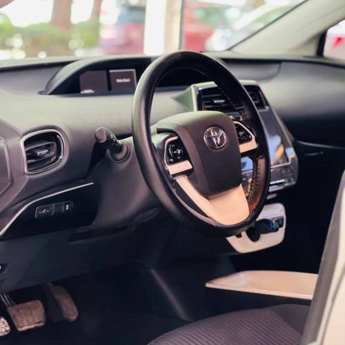 تویوتا پریوس مدل ۲۰۱۷