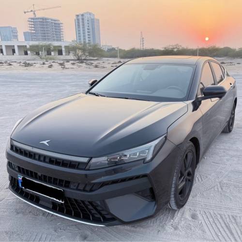 کی ام سی مدل J7 سال 1401  کارکرده