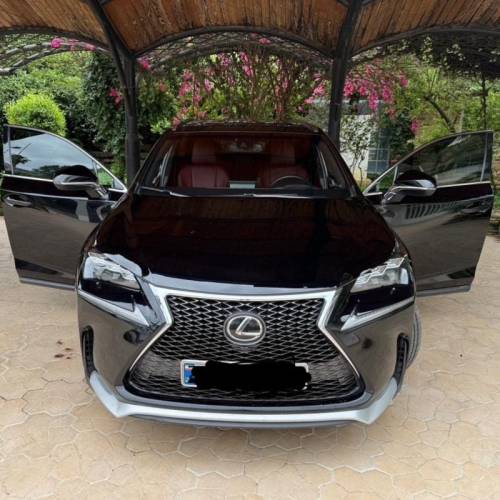 لکسوس مدل NX200  کارکرده