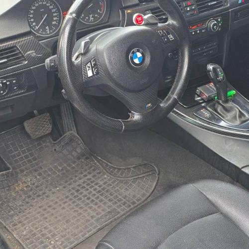 بی ام و ۳۲۵ مدل ۲۰۰۹