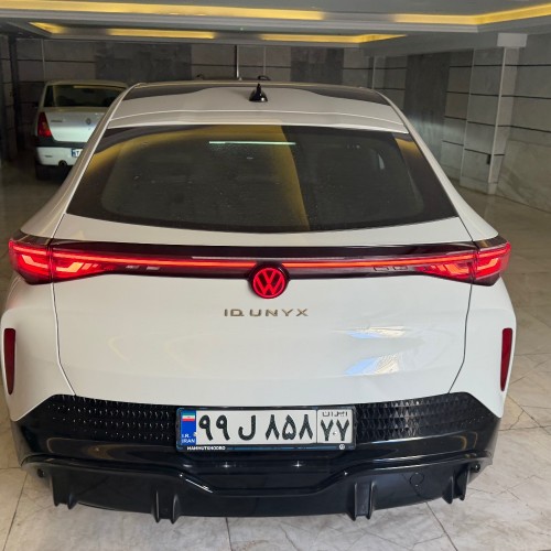 فولکس واگن (VOLKSWAGEN) فولکس id یونیکس اولترا سال 2024