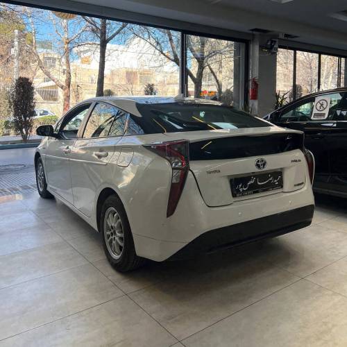 تیوتا پریوس مدل۲۰۱۶