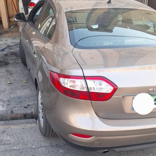 رنو مدل فلوئنس دنده ای سال 2017  کارکرده