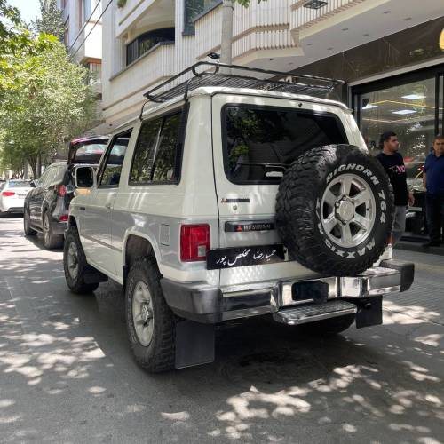 پاجیرو مدل ۱۹۸۸