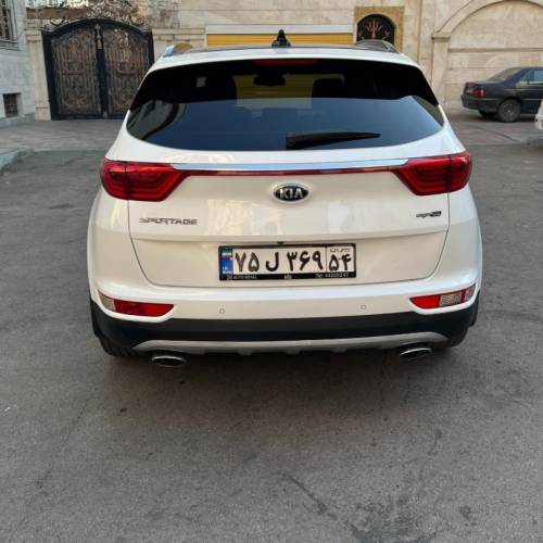 کیا مدل اسپورتیج 4 سیلندر GT لاین سال 2017  کارکرده